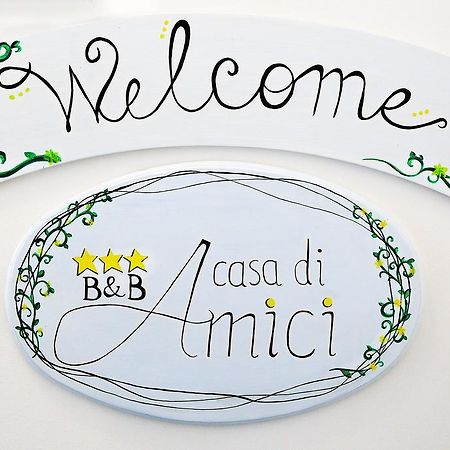 B&B A Casa Di Amici Giardini Naxos Exterior foto