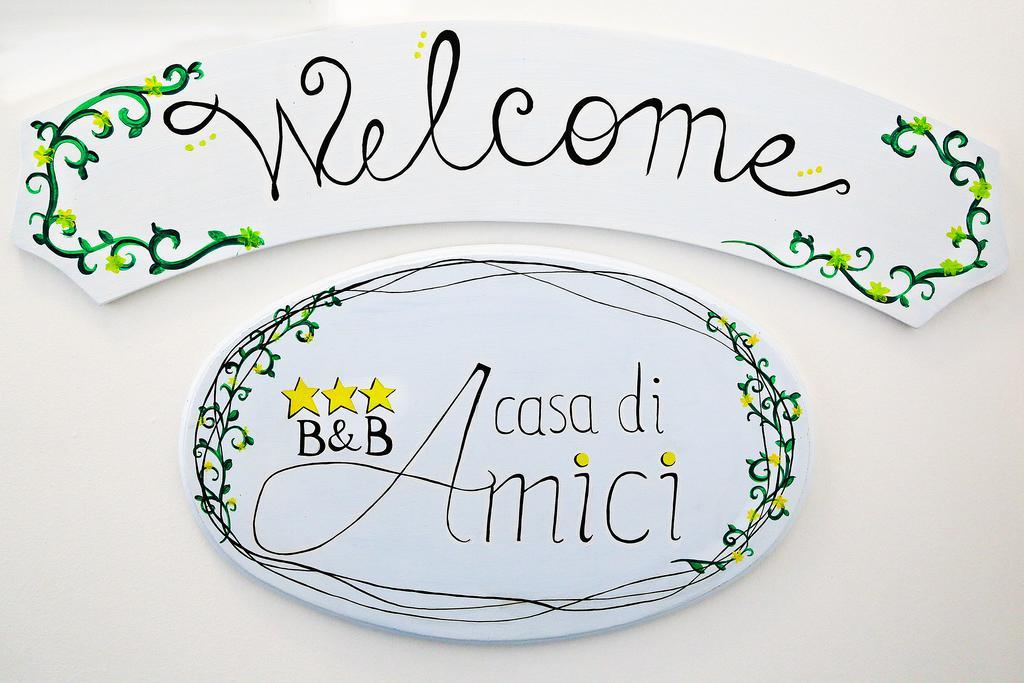 B&B A Casa Di Amici Giardini Naxos Exterior foto